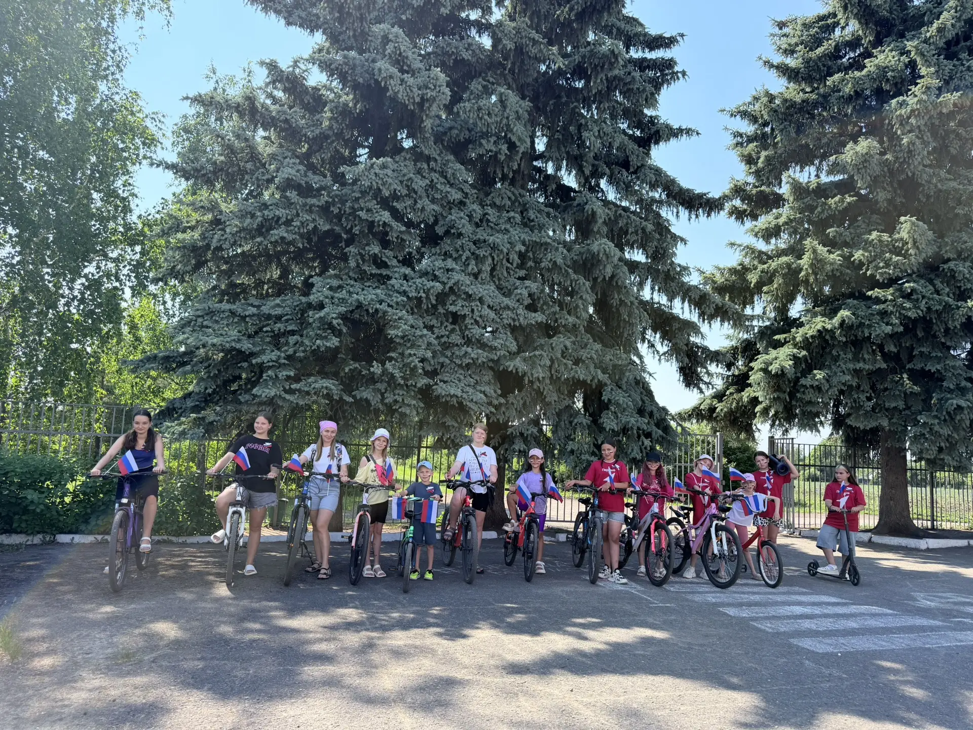 🚴‍♂️ Велопробег в честь Дня России — прокатились с патриотическим настроением! 🇷🇺

Сегодня в наше