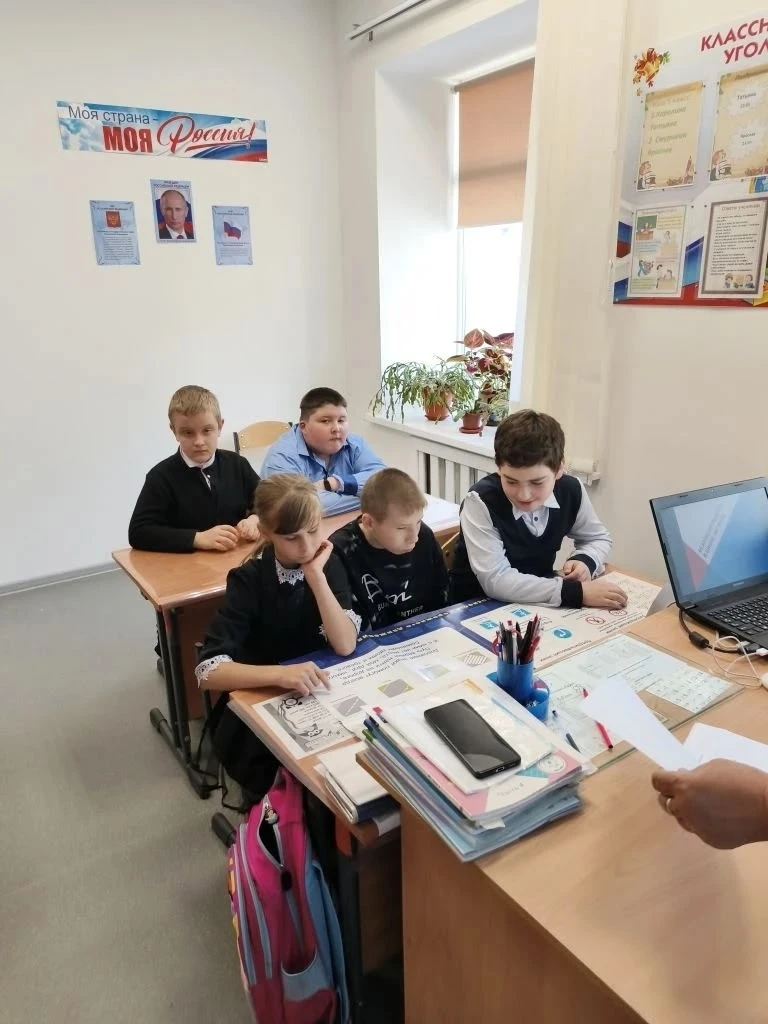 В преддверии летних каникул в ГБОУ "Валуйская общеобразовательная школа-интернат " прош...