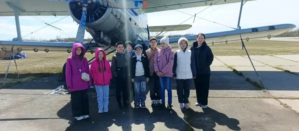 ✈️ Экскурсия на аэродром «Боровая»: незабываемые впечатления для 3 «А»!