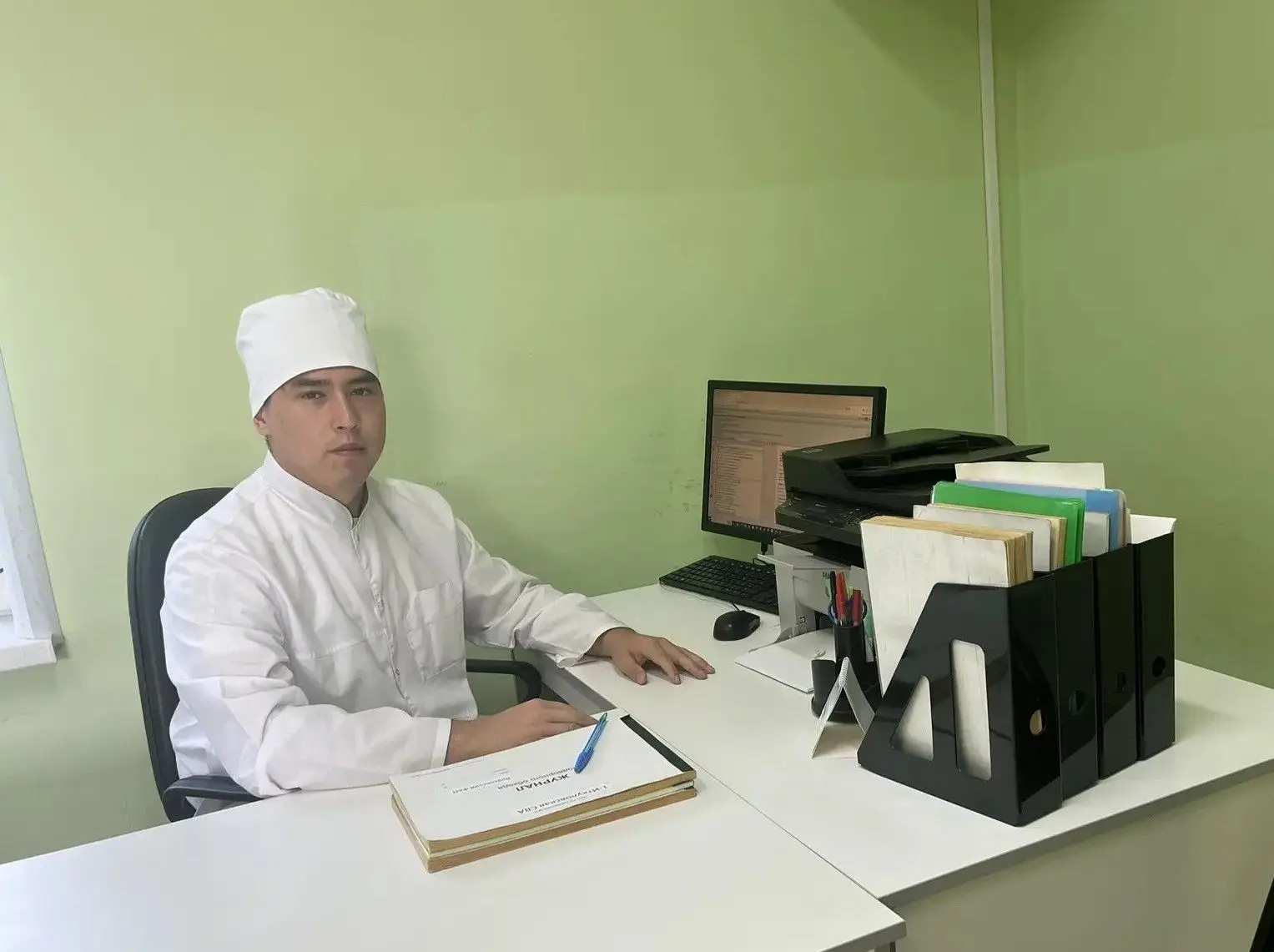 👨🏻‍⚕️В Баймакском районе молодой медработник вернулся работать на малую родину

В фельдшерско-акуш