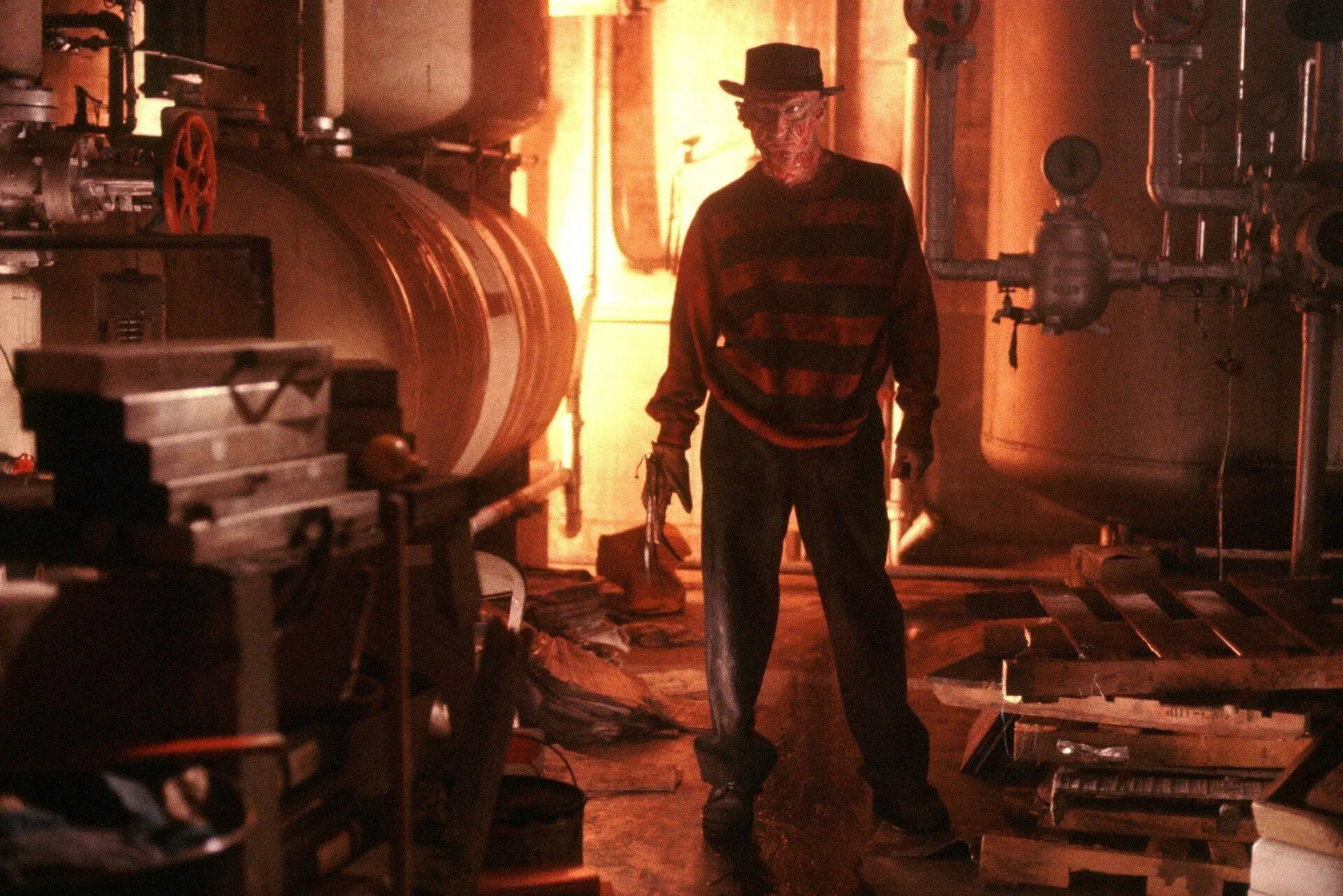 Кошмар на улице вязов / A Nightmare on Elm Street (1984)

ЧТО: Культовый ужастик Уэса Крэйвена

О ЧЁ