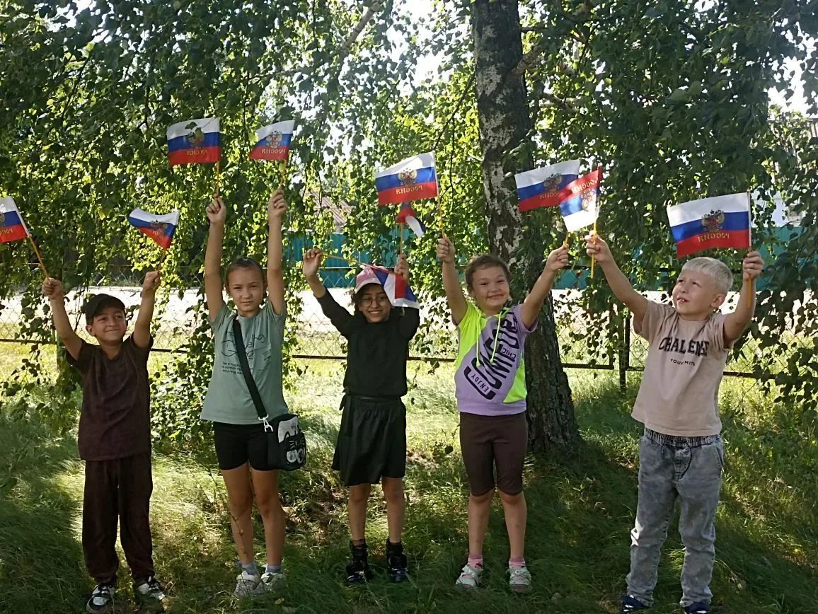 21 августа ребята на нашей летней площадке приняли участие во Всероссийской акции "Цвет...