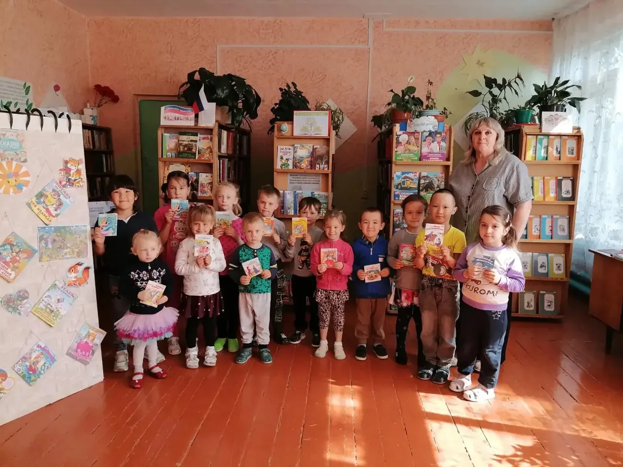 📚💥Тихвинская библиотека присоединилась к сетевой библиотечной акции «Сказки, в которых живет Росси