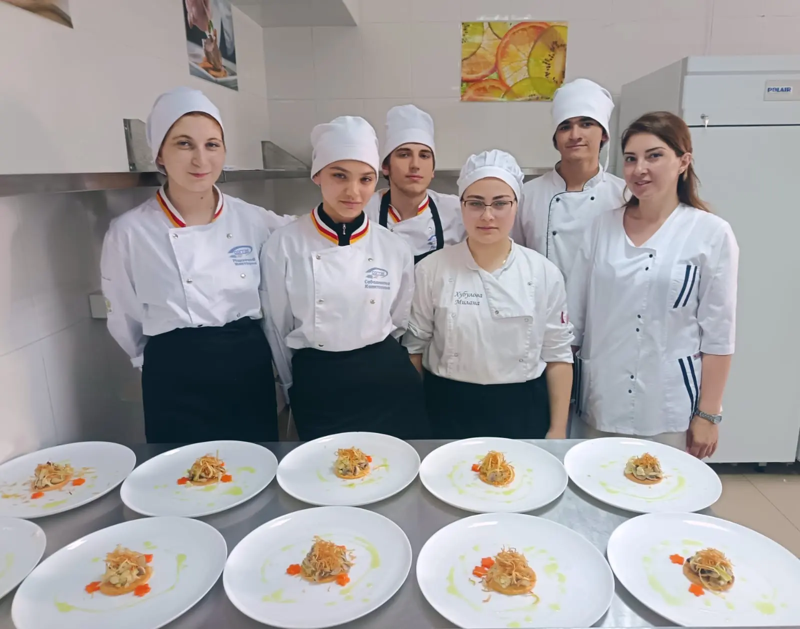 📣 19 июня в гр.22ПКД (куратор З.С. Темираева) прошёл демонстрационный экзамен по ПМ.03 Приготовлени