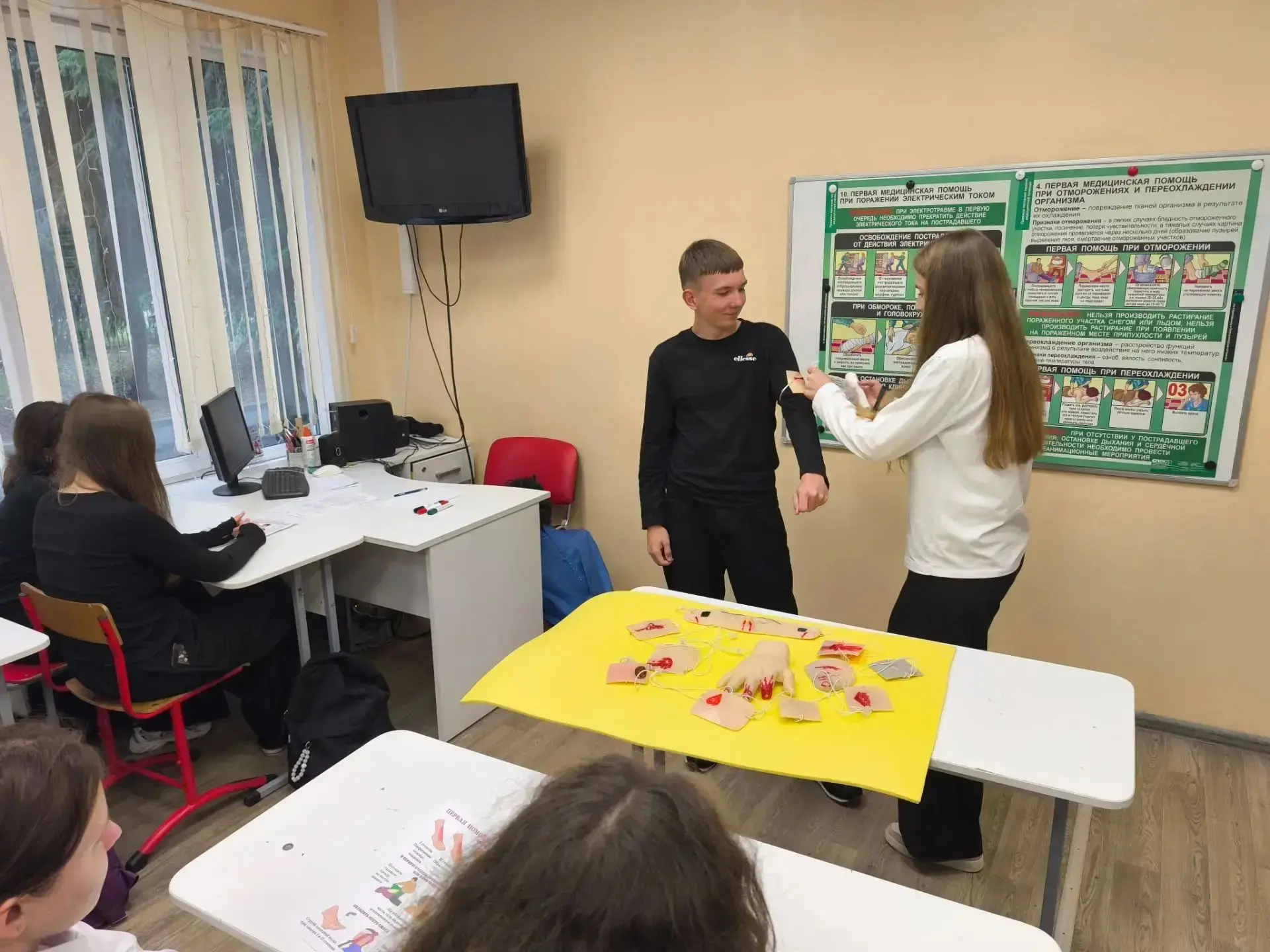 Обучающиеся  МОУ Сергиевской  СОШ приняли участие во Всероссийской акции «Знаю – помога...
