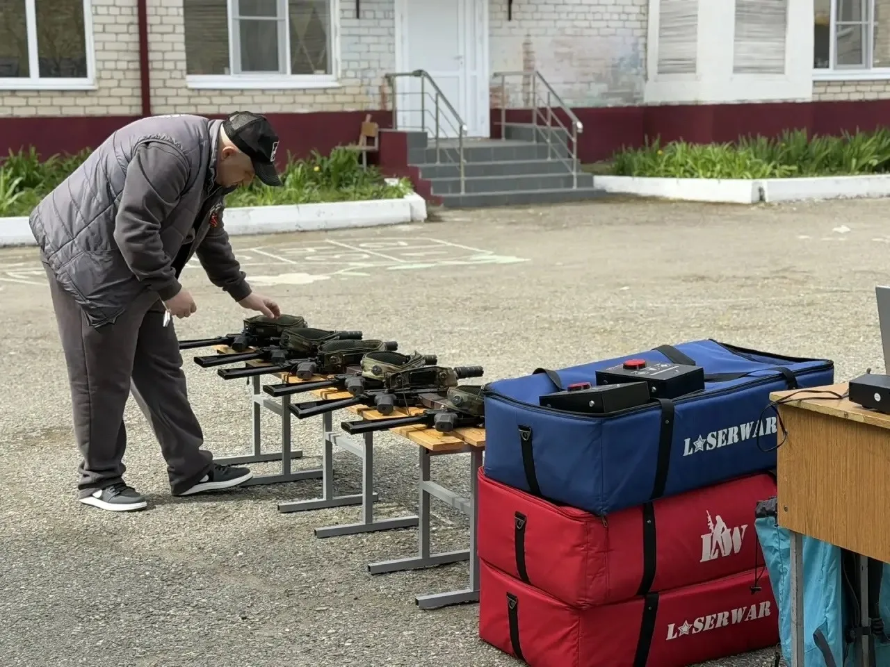 «Уроки отваги: школьники приняли участие в тактическом мастер-классе»  На базе МКОУ СОШ № 6 ст. Барс
