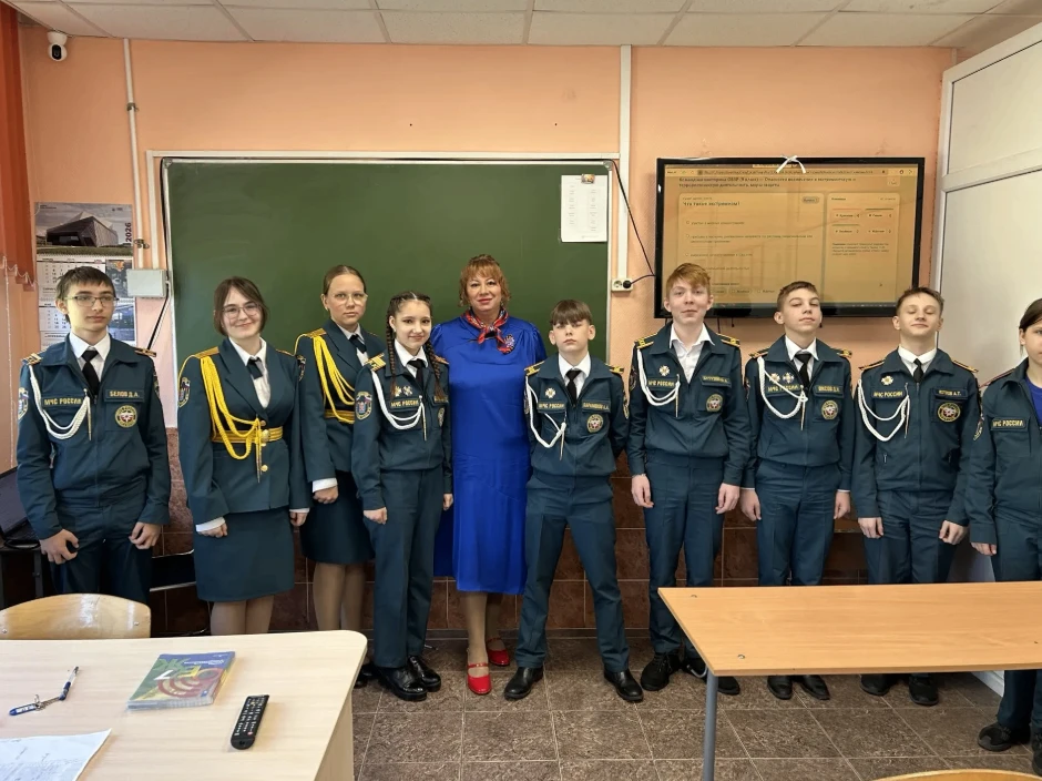 В рамках учебного предмета «Основы безопасности и защиты Родины» учитель Е.М. Графова провела с обуч