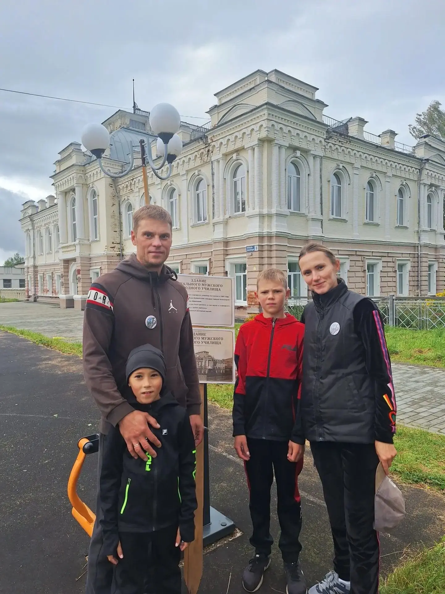 🏃Вчера в нашем поселке впервые состоялся краеведческий бег.