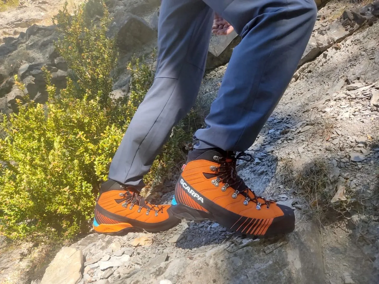В 26 году Scarpa взяла гран-при European Outdoor Awards в категории «Альпинизм» со свои...