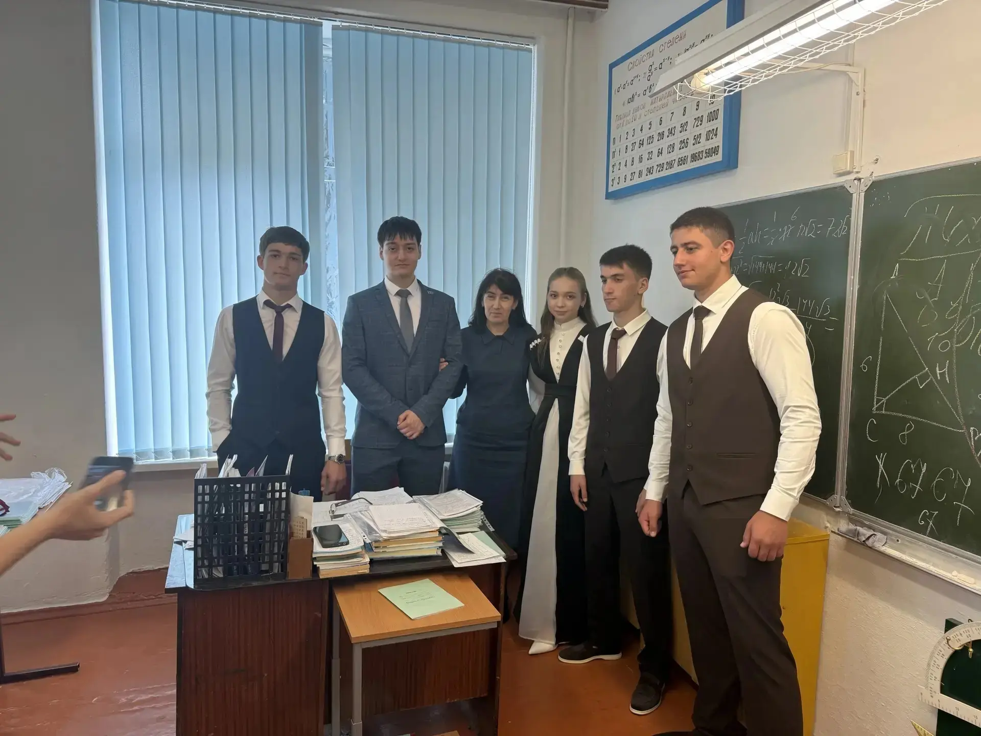 ✅Сегодня у нас отличная новость.   Все выпускники 11 класса показали отличные результаты по математи