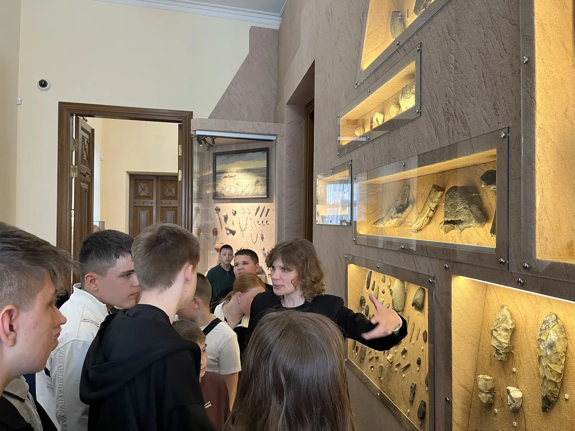 🏛 13 мая учащиеся школы  совершили увлекательную поездку в город Таганрог — в местный краеведческий 