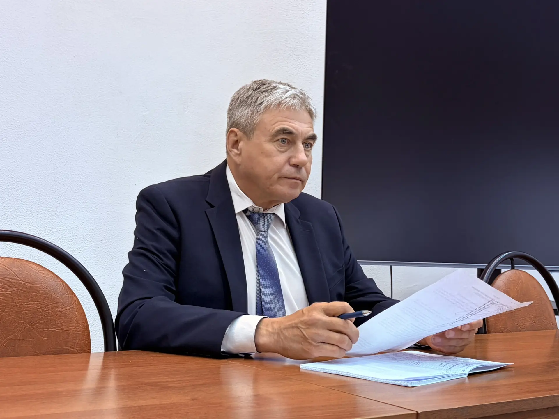 Глава администрации Вячеслав Скороходов традиционно собрал руководителей структурных по...