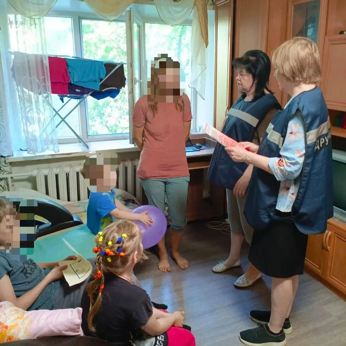 В преддверии летних каникул, когда дети часто проводят время дома без присмотра взрослы...
