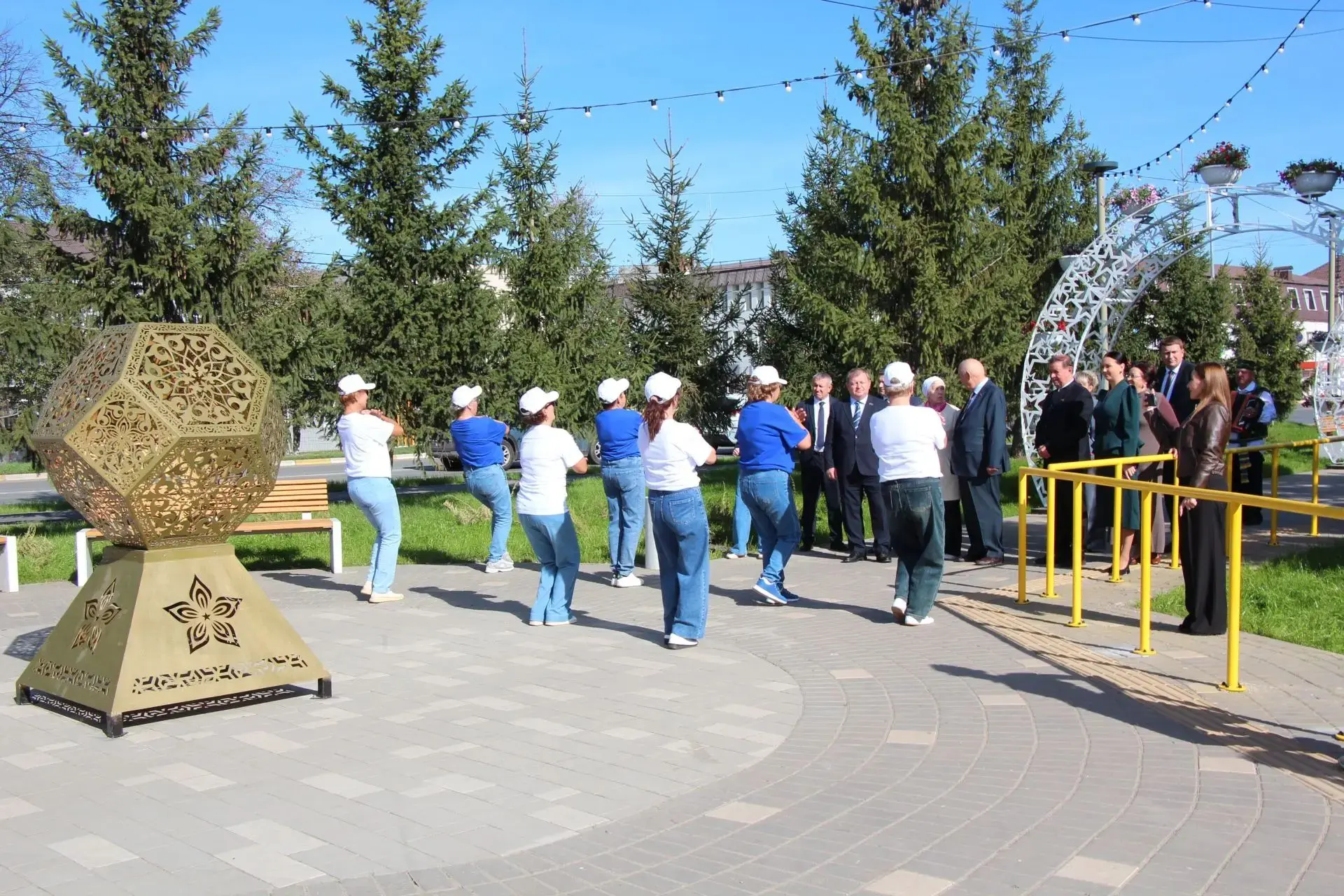🎉🌳 29 сентября в Нурлате состоялось замечательное событие — открытие обновлённого скв...