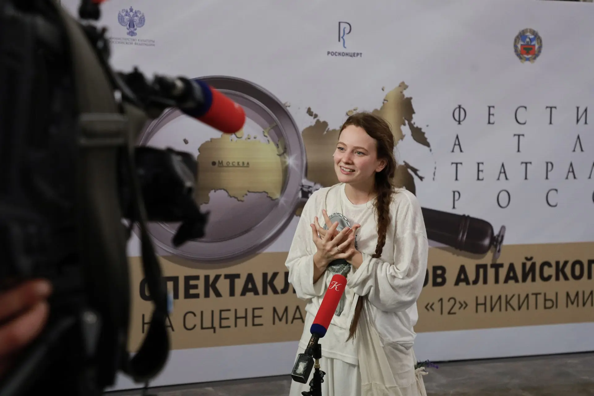 🤩 Делимся фотоотчётом со второго дня показа спектаклей на сцене Мастерской «12»!