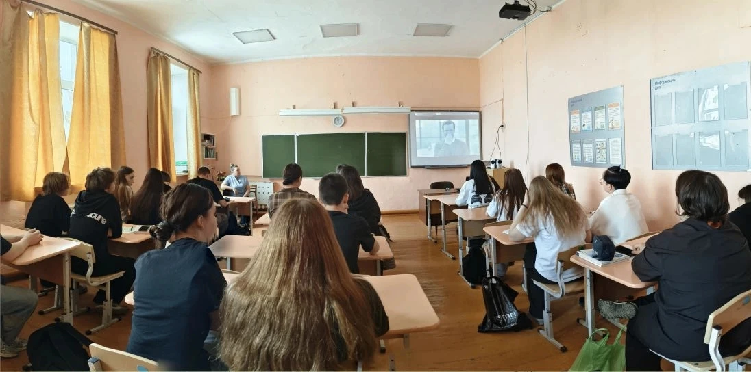 В нашей школе прошла неделя профилактики, посвящённая проблеме курения электронных сигарет.
Для учащ
