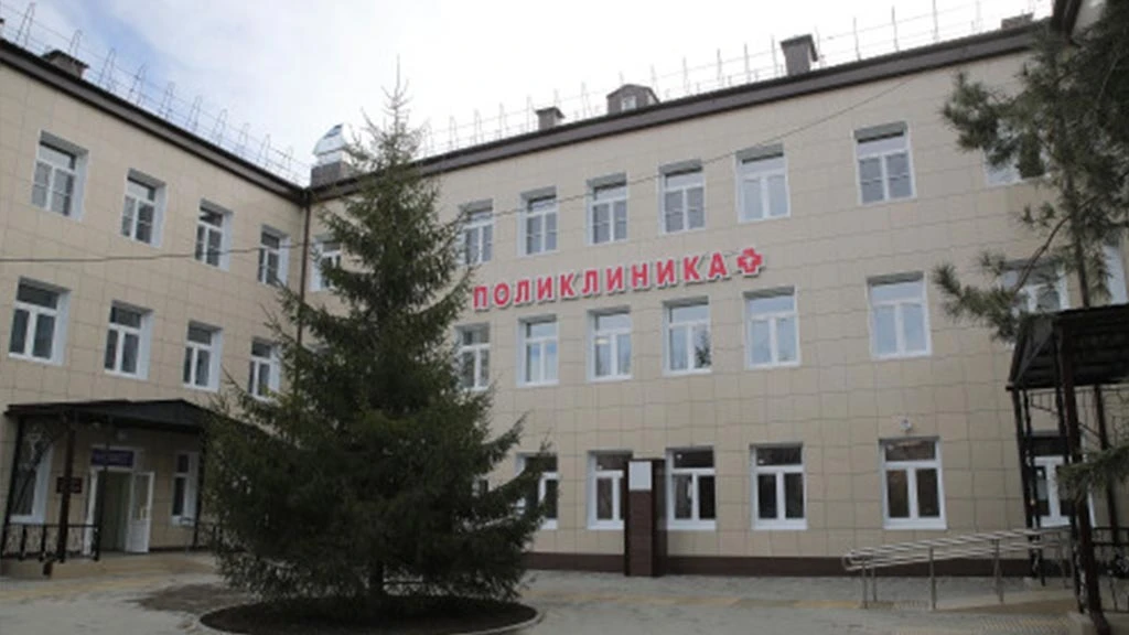 Штат Усть-Донецкой ЦРБ пополнился тремя узкими специалистами