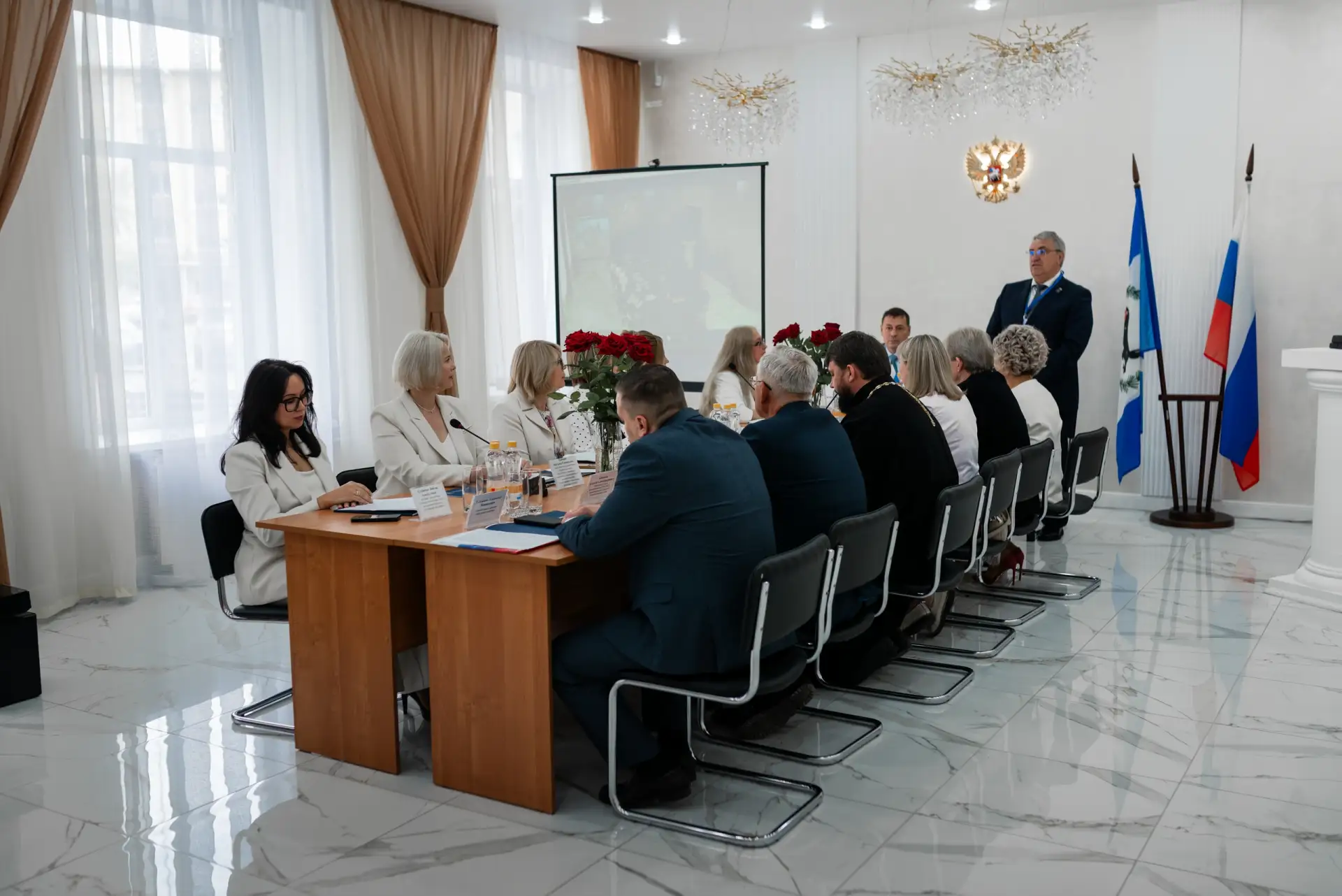 В Саянске состоялась выездная коллегия ЗАГС Иркутской области, которую возглавил руководитель службы