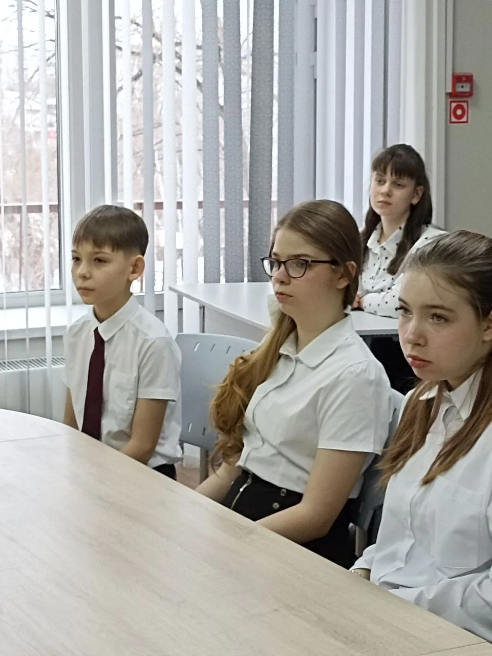 В гостях у учащихся школы — клуб "Муза" городского Совета ветеранов войны и труда 🌟  18 февраля в МБ