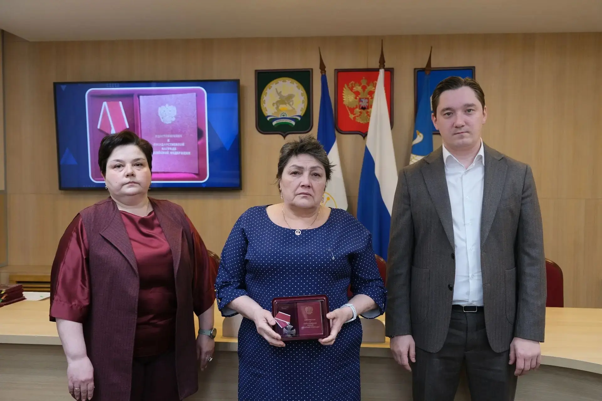 Ордена Мужества и медаль «Участнику специальной военной операции» вручили посмертно родным участнико