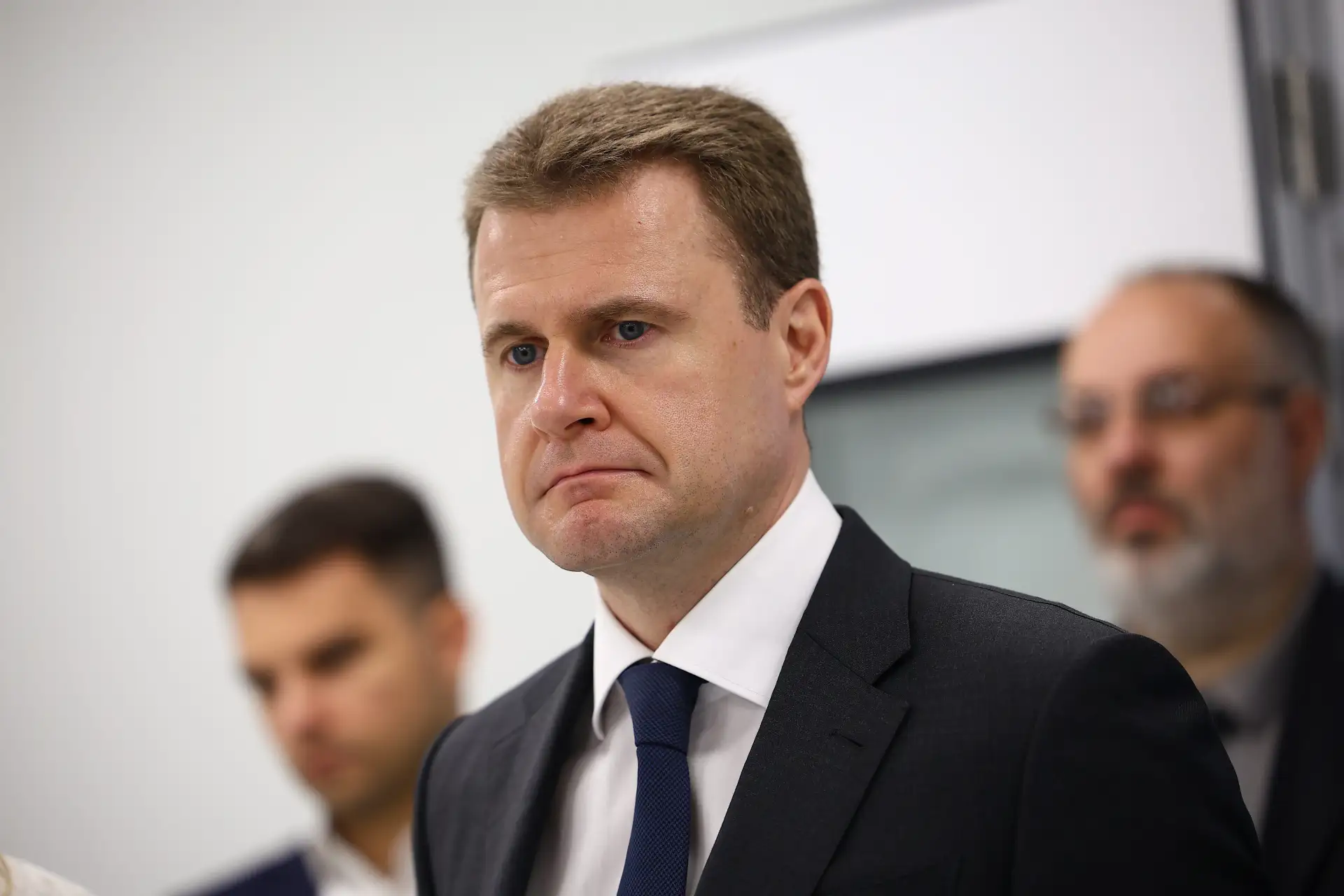 Алексей Чекунков осмотрел пилотную площадку инновационного научно-технологического центра на острове