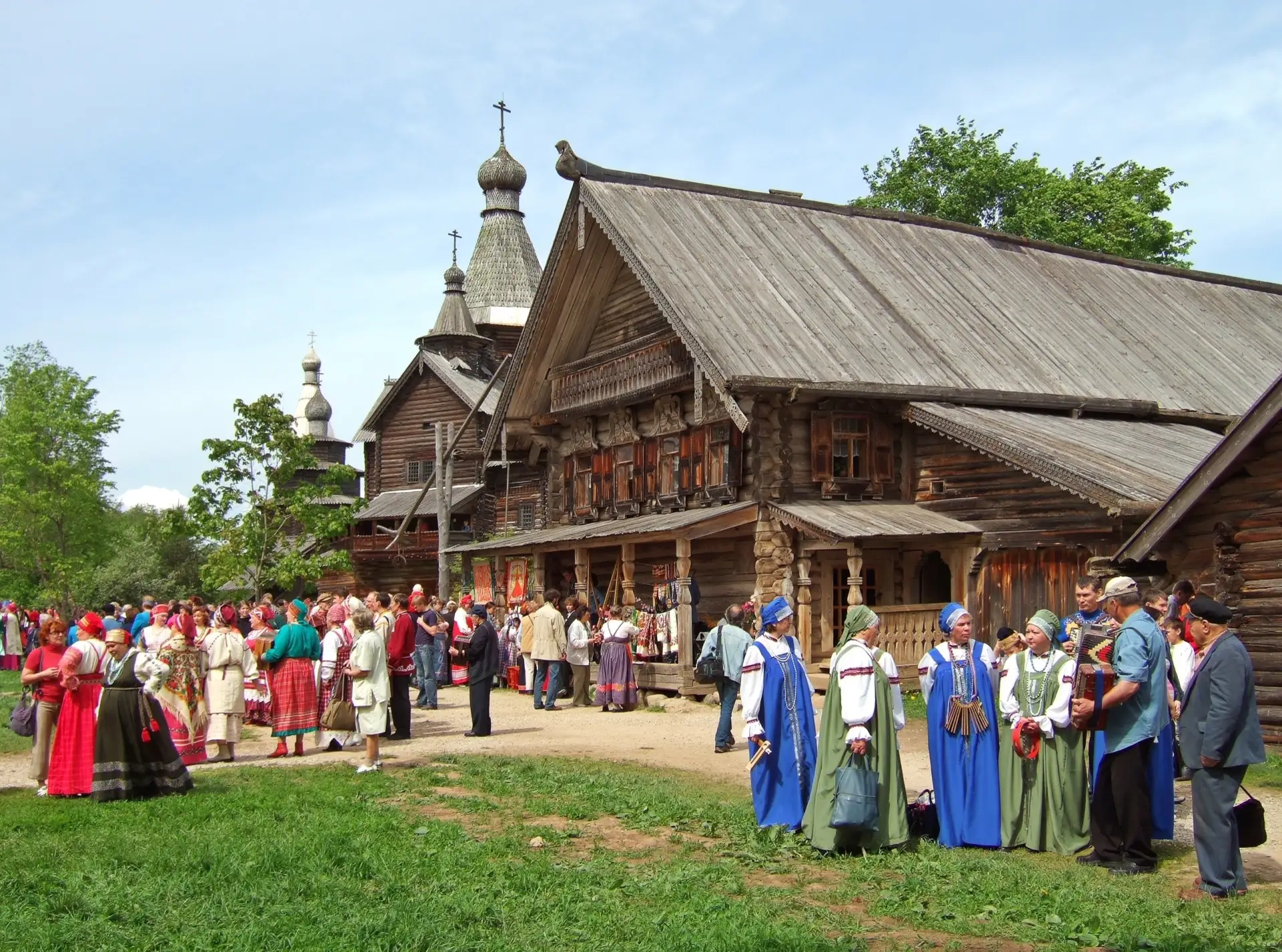 🎉 Праздник фольклора и ремёсел в Витославлицах!