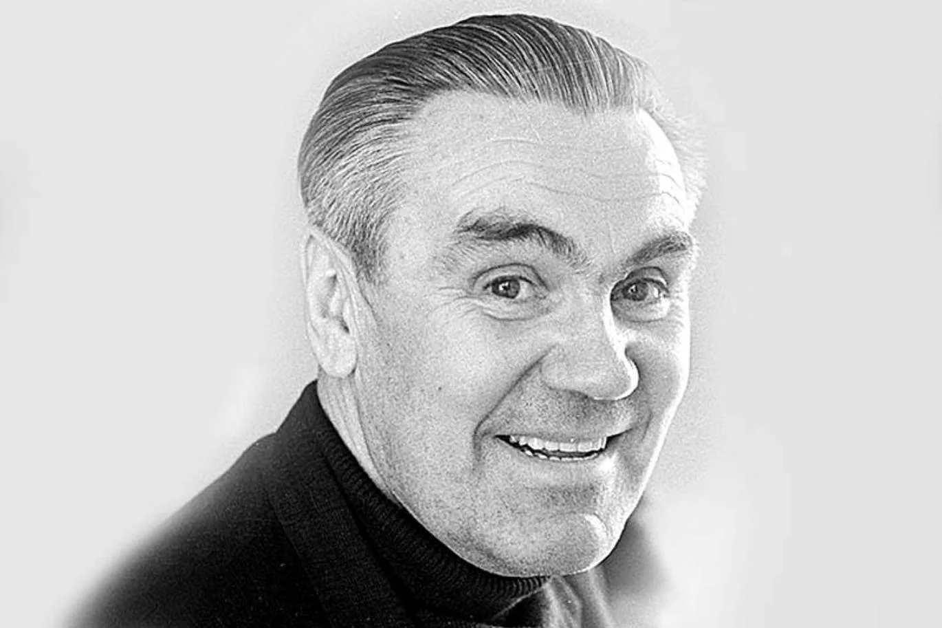 Сергей Александрович Васильев. 30 июля 1911 года - 2 июля 1975 года.

Сергей Александрович Васильев 