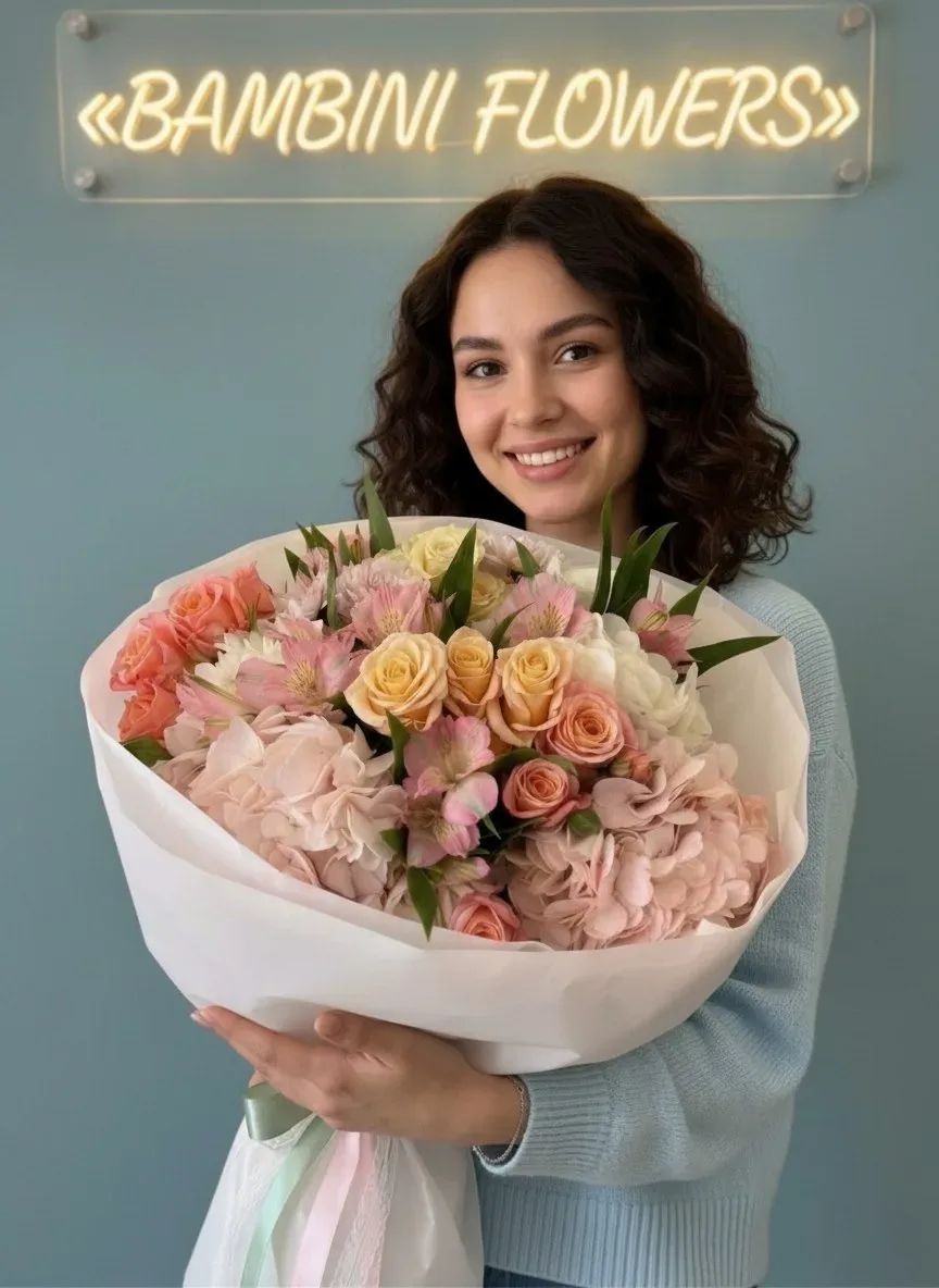 🌸 BAMBINI FLOWERS 🌸  Дарите радость — мы позаботимся обо всём! Посмотрите на эту улыбку — такие эмоц