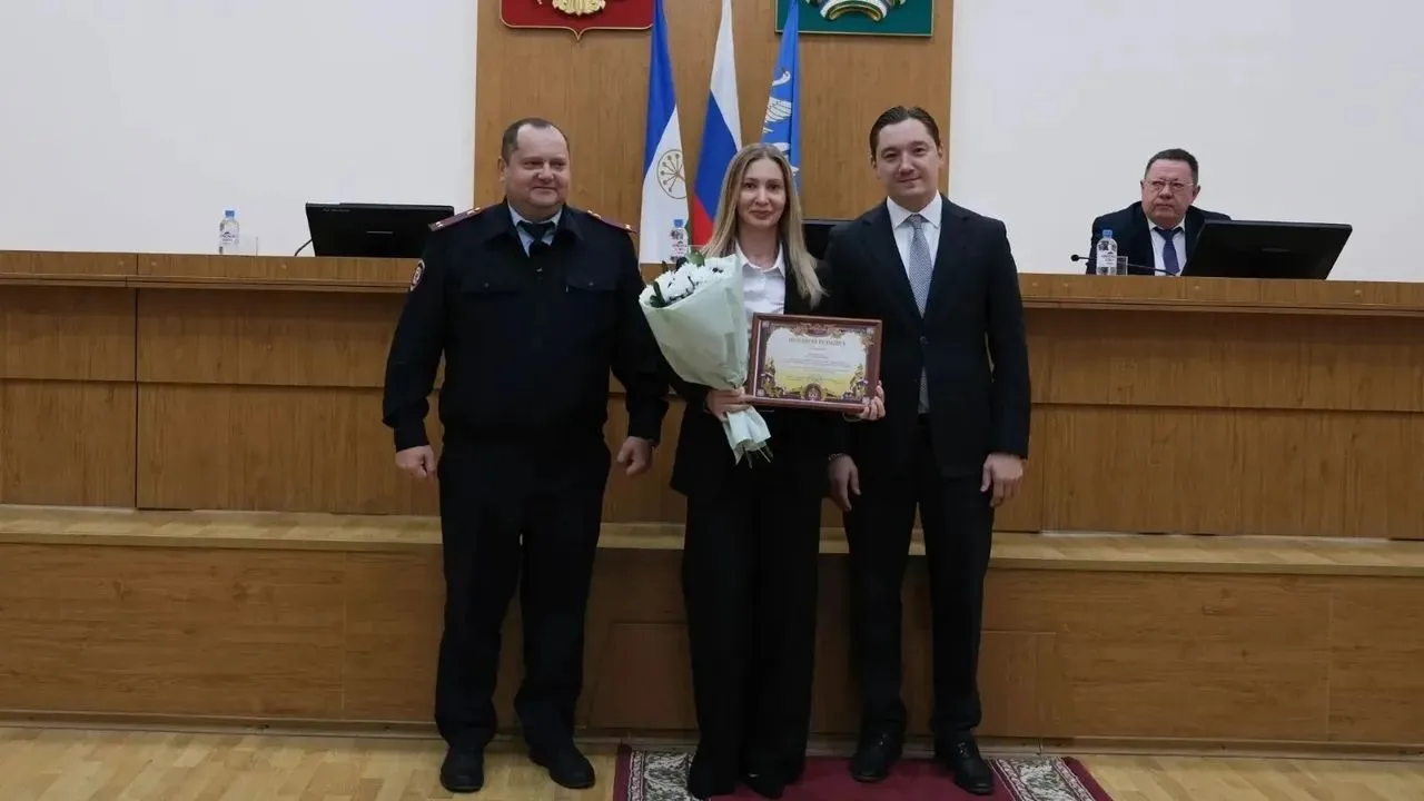 💢Стәрлетамакта банк хезмәткәре Виктория Бикмөхәммәтова 68 яшьлек пенсионерның бер милл...