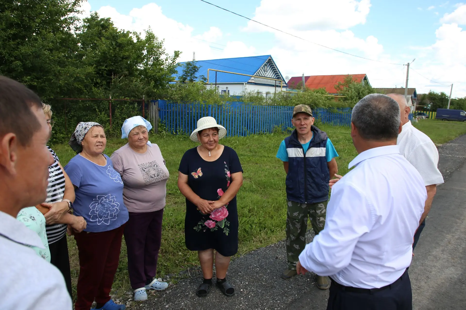 Сегодня глава Янтиковского округа Олег Ломоносов и исполнительный директор Совета муниципальных обра