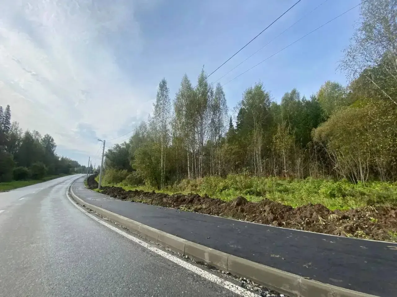 🛣 В Тобольске обновили около 8 км дорог и тротуаров