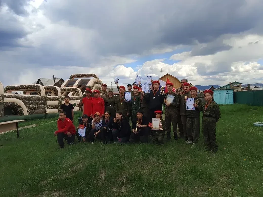 В День Защиты Детей в д/к "Поселье" прошёл военно-спортивный турнир среди воспитанников...