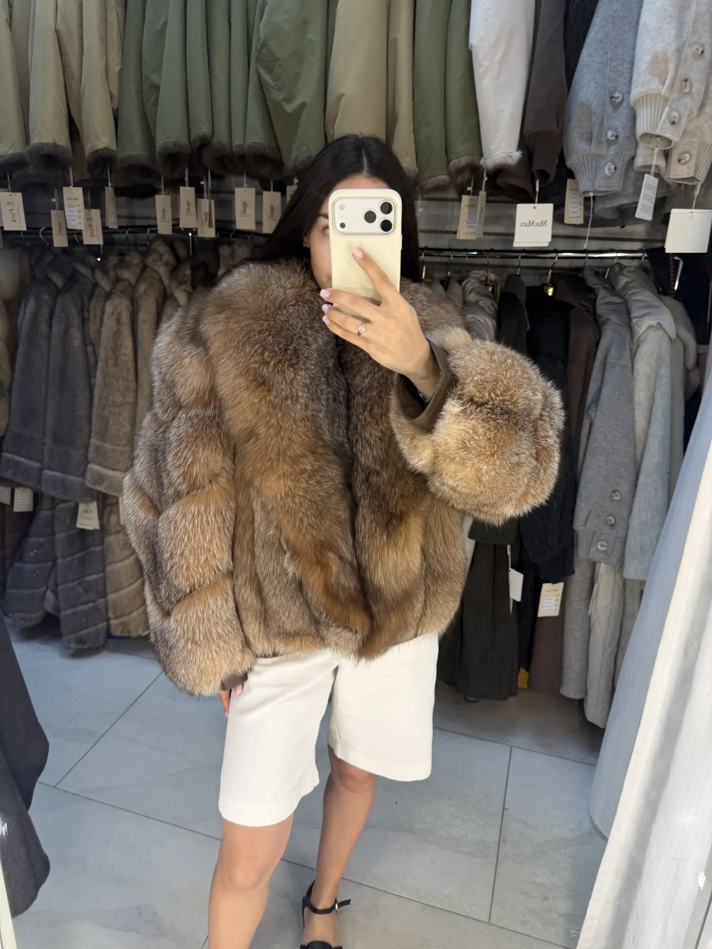 Шикарные шубы из лисы блюфрост 🦊