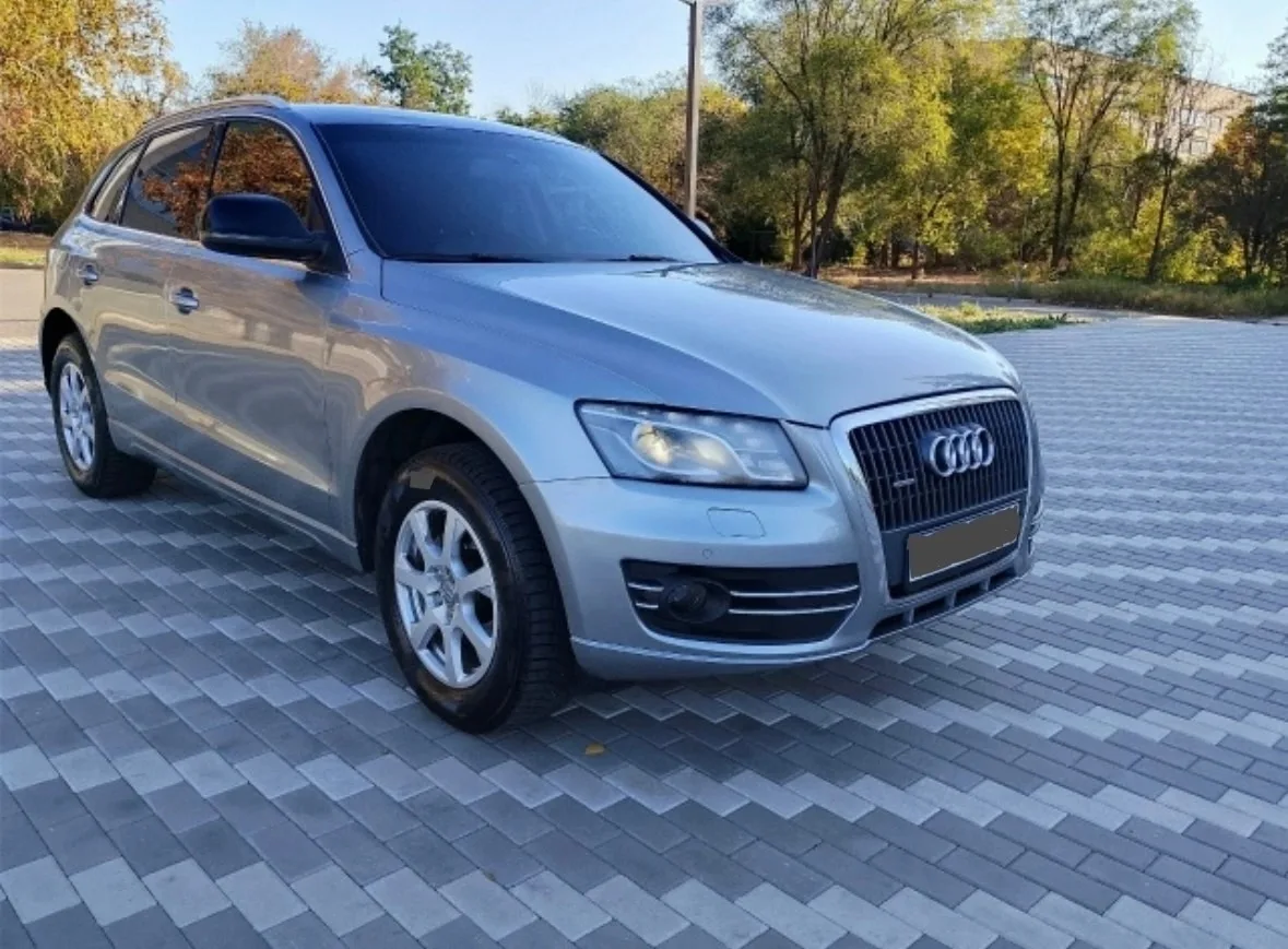 Продам Audi Q5 2009 года выпуска