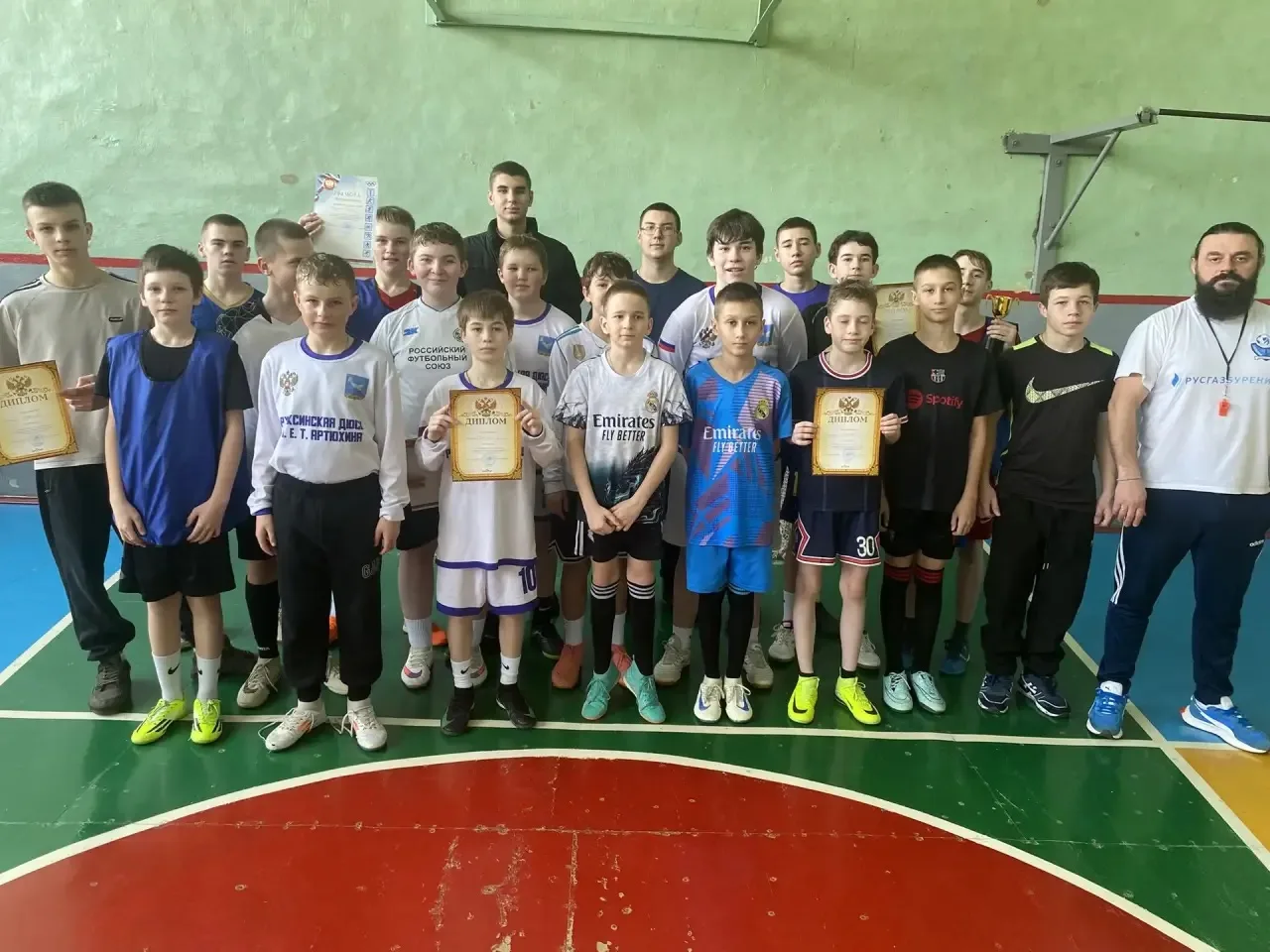 ⚽️ В Ржаксинской ДЮСШ состоялся турнир по мини-футболу, приуроченный ко Дню защитника О...