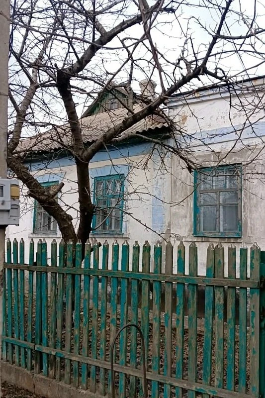 Продам тёплый дом 110 м кв. с мебелью. Участок 6 сот. приватизирован . Гараж с ямой для...