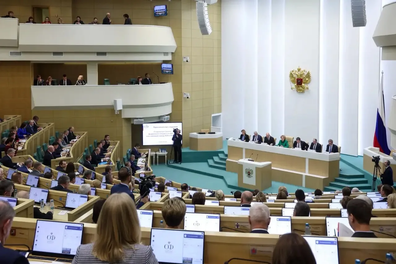 Министр финансов России Антон Силуанов представил в Совете Федерации проект федеральног...