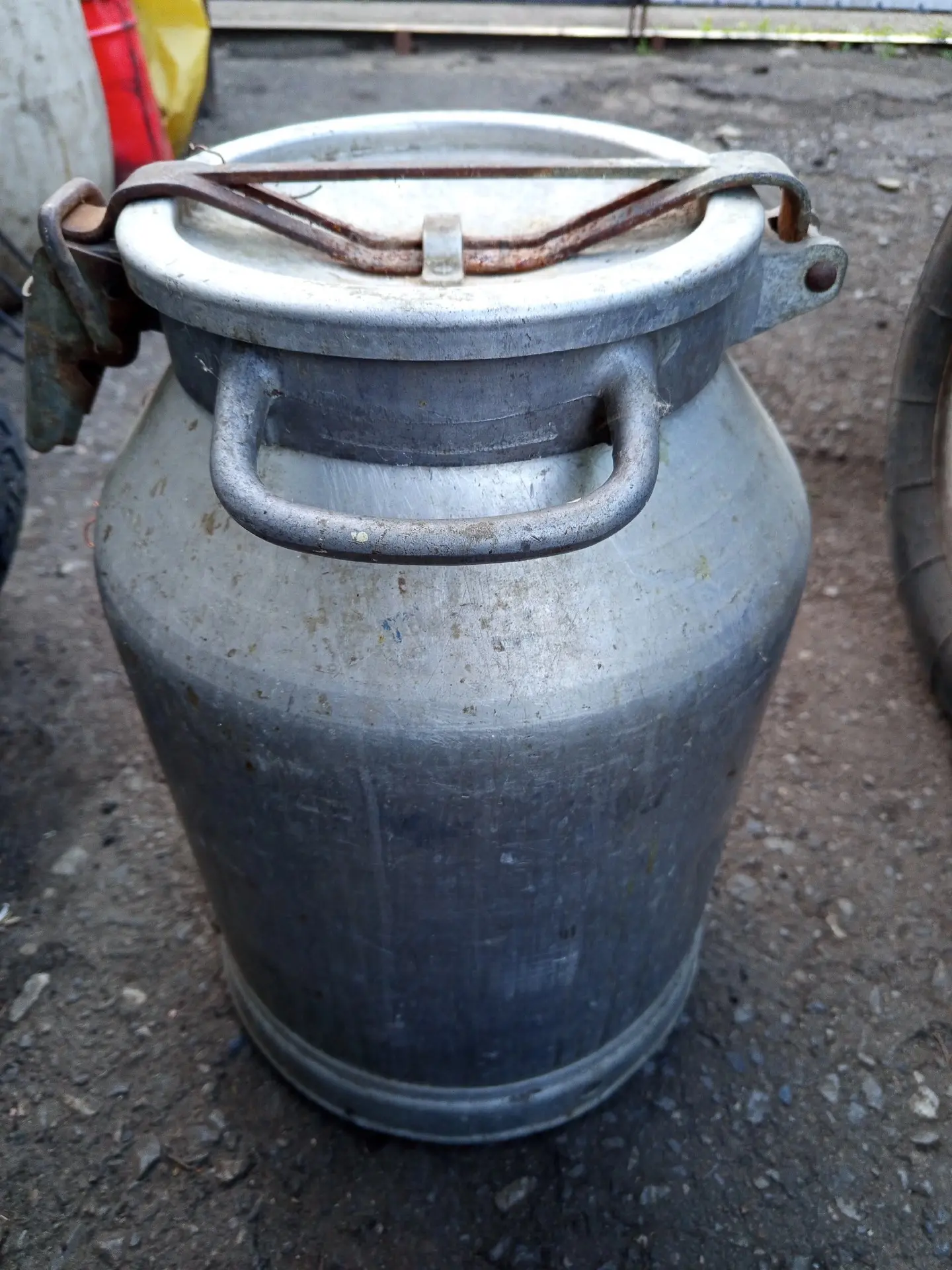 Продам бидон! 1500₽. Макеевка. +79493586971