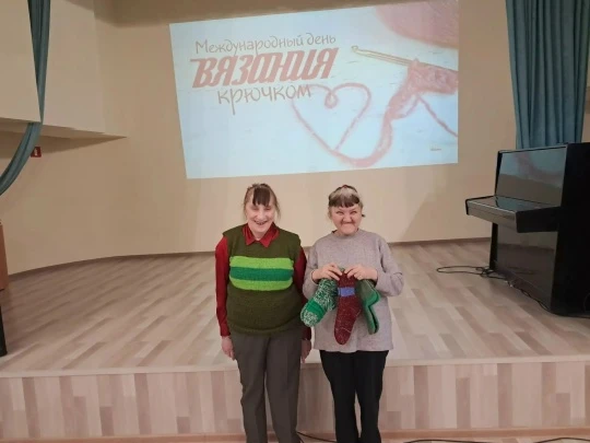 У нас опять дефиле! Участники кружка вязания"Волшебный клубок" опять поражают своими но...