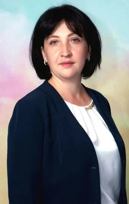 Двое педагогов муниципального округа Чехов стали обладателями денежного поощрения в рам...