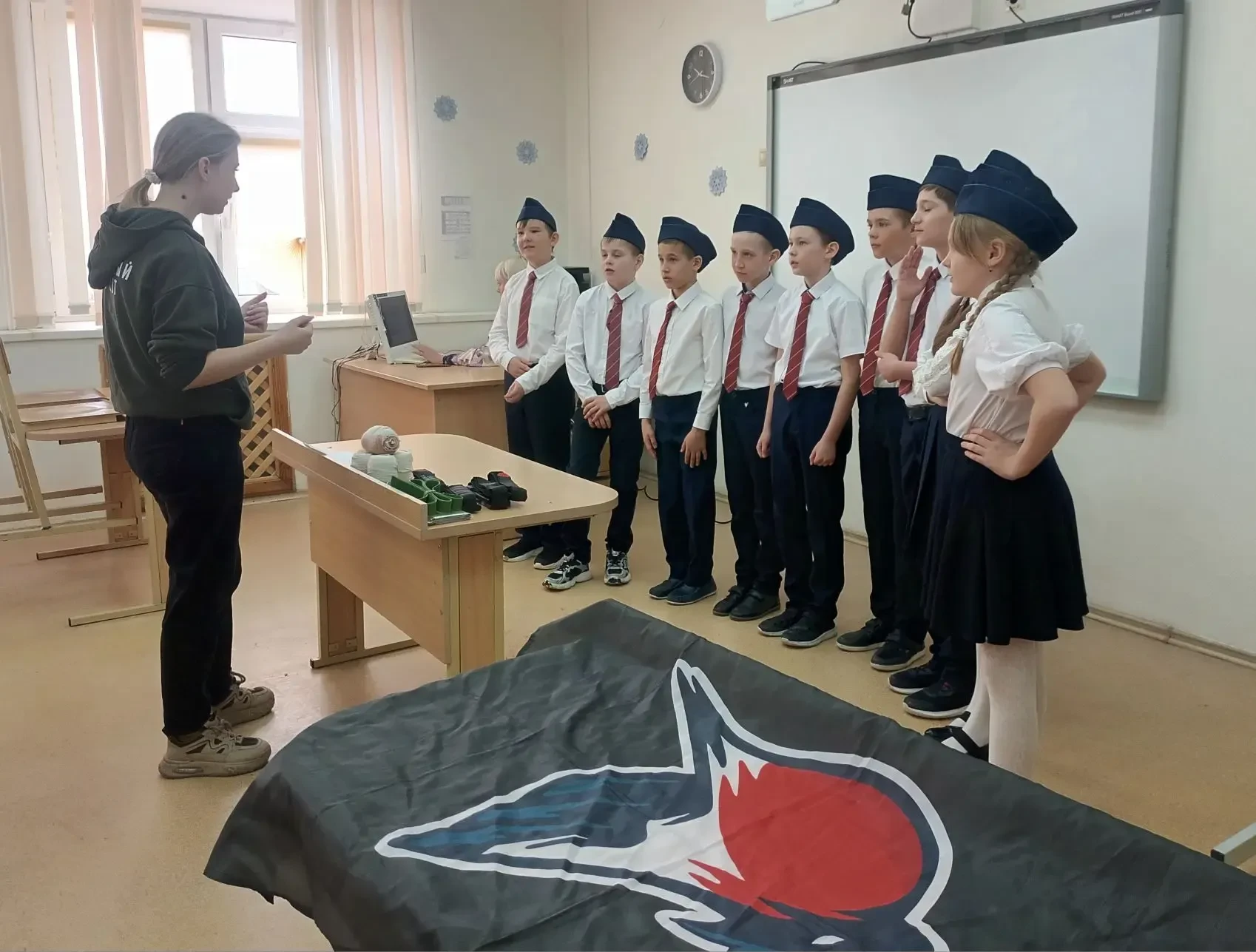 26 марта команда нашей школы под руководством преподавателя-организатора ОБЗР Сапуна Е.Д. приняла уч