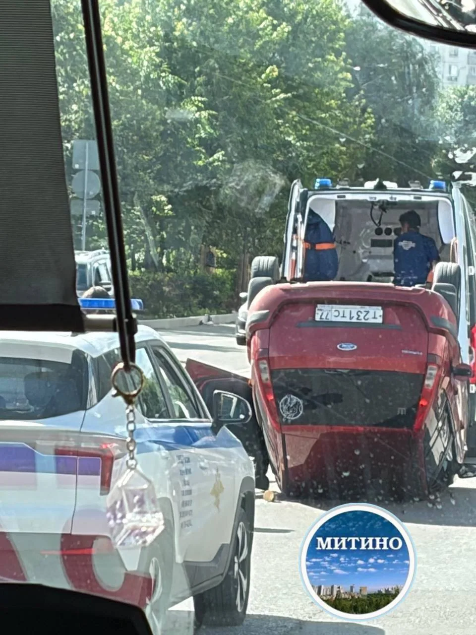 ❗️ЖУТКАЯ авария на Митинской улице рядом с ТЦ "Митино"