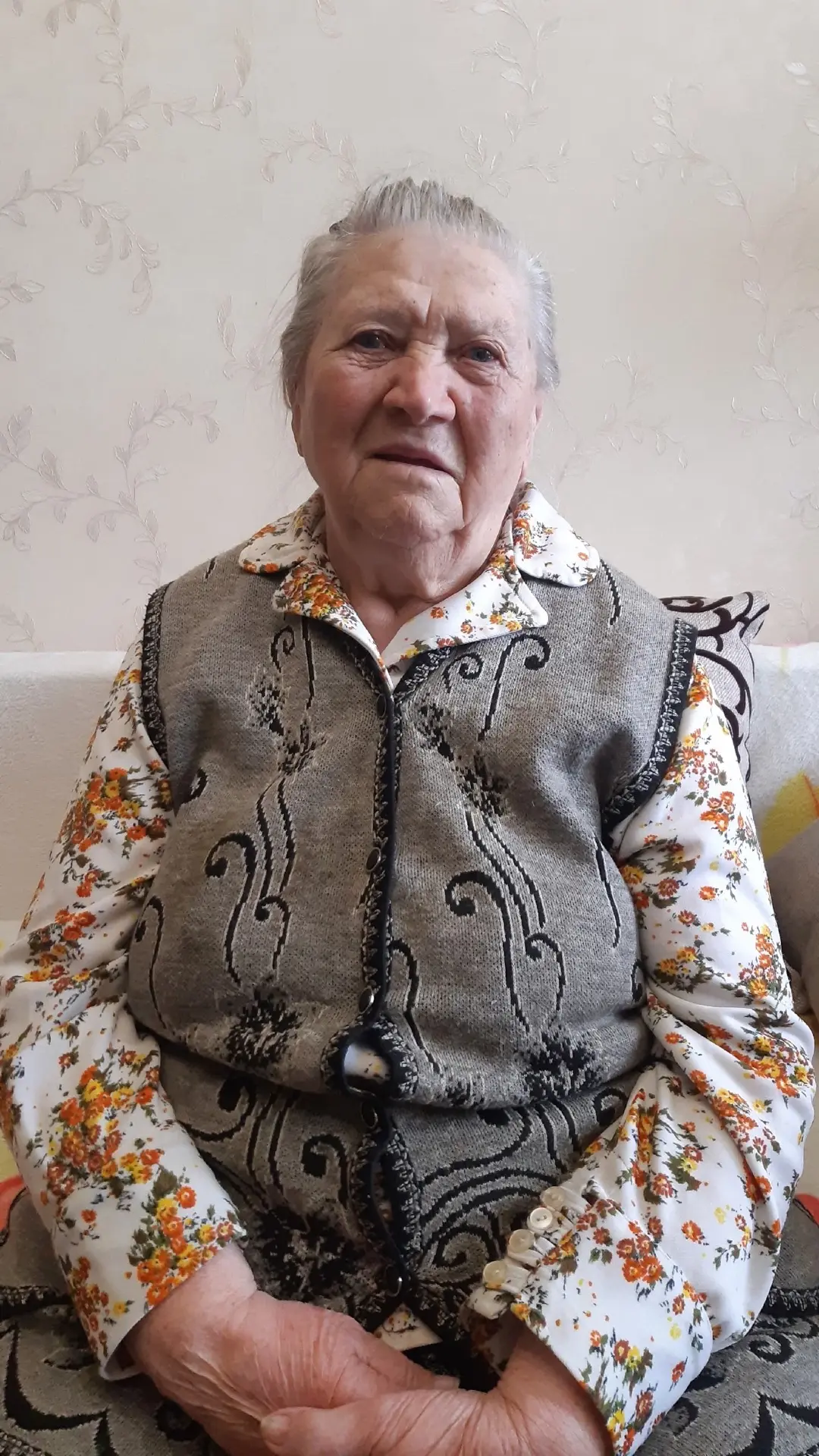 Поздравляем с 90-летним юбилеем Мельник Анну Михайловну. Эта прекрасная женщина вырасти...