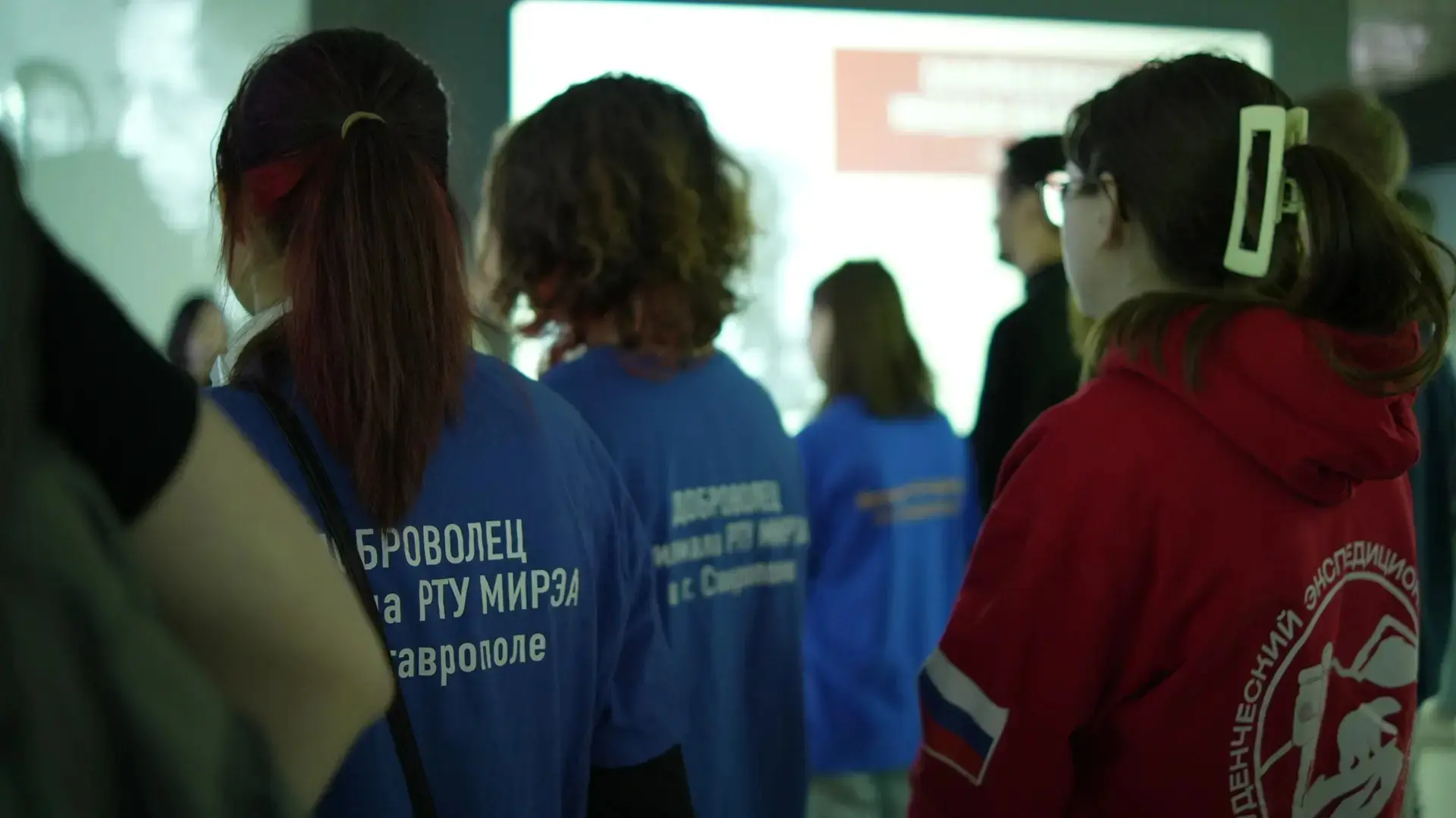 🩺 Они не стреляли, но спасали.  Студенты филиала РТУ МИРЭА вместе с Командой Арктики на экскурсии «М