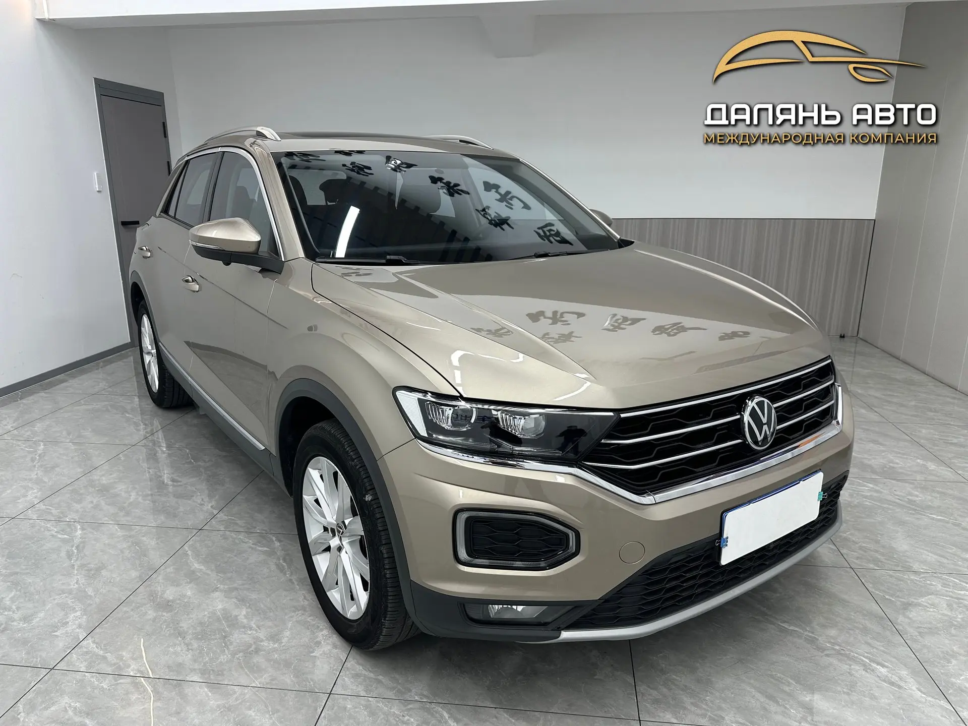 🚗 Volkswagen T-ROC  2022 280TSI DSG Two-wheel drive Elite PLUS