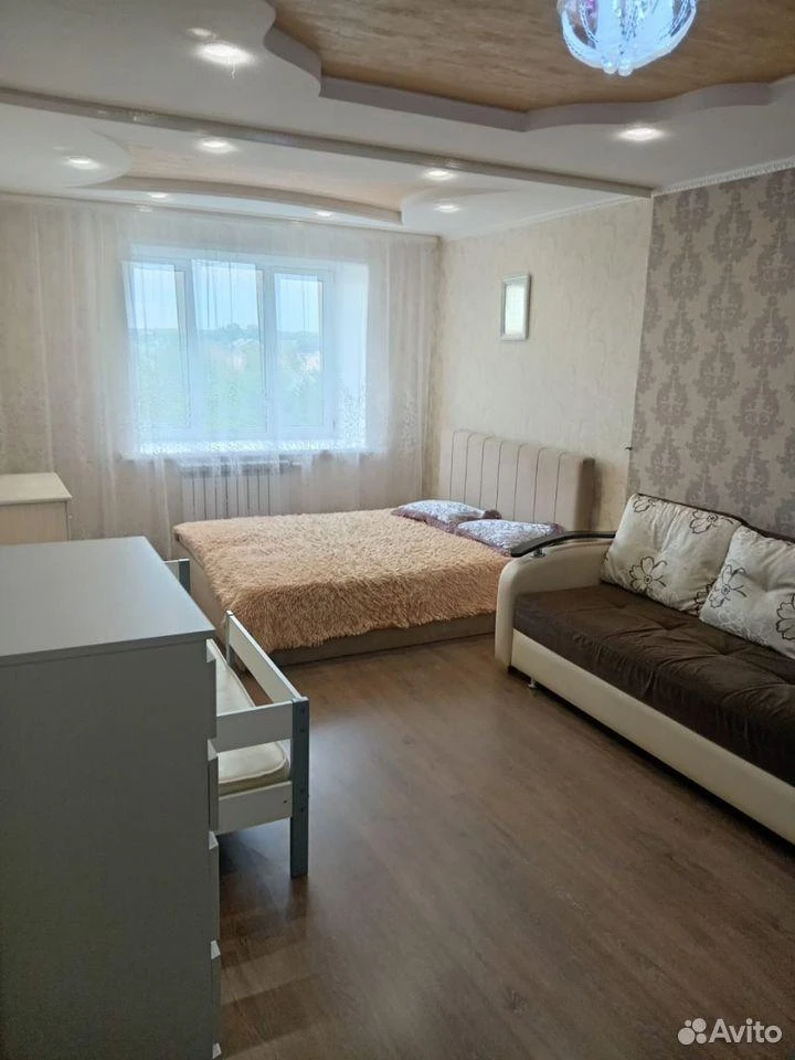 Сдам без посредников: 1-комнатная квартира, 45м²