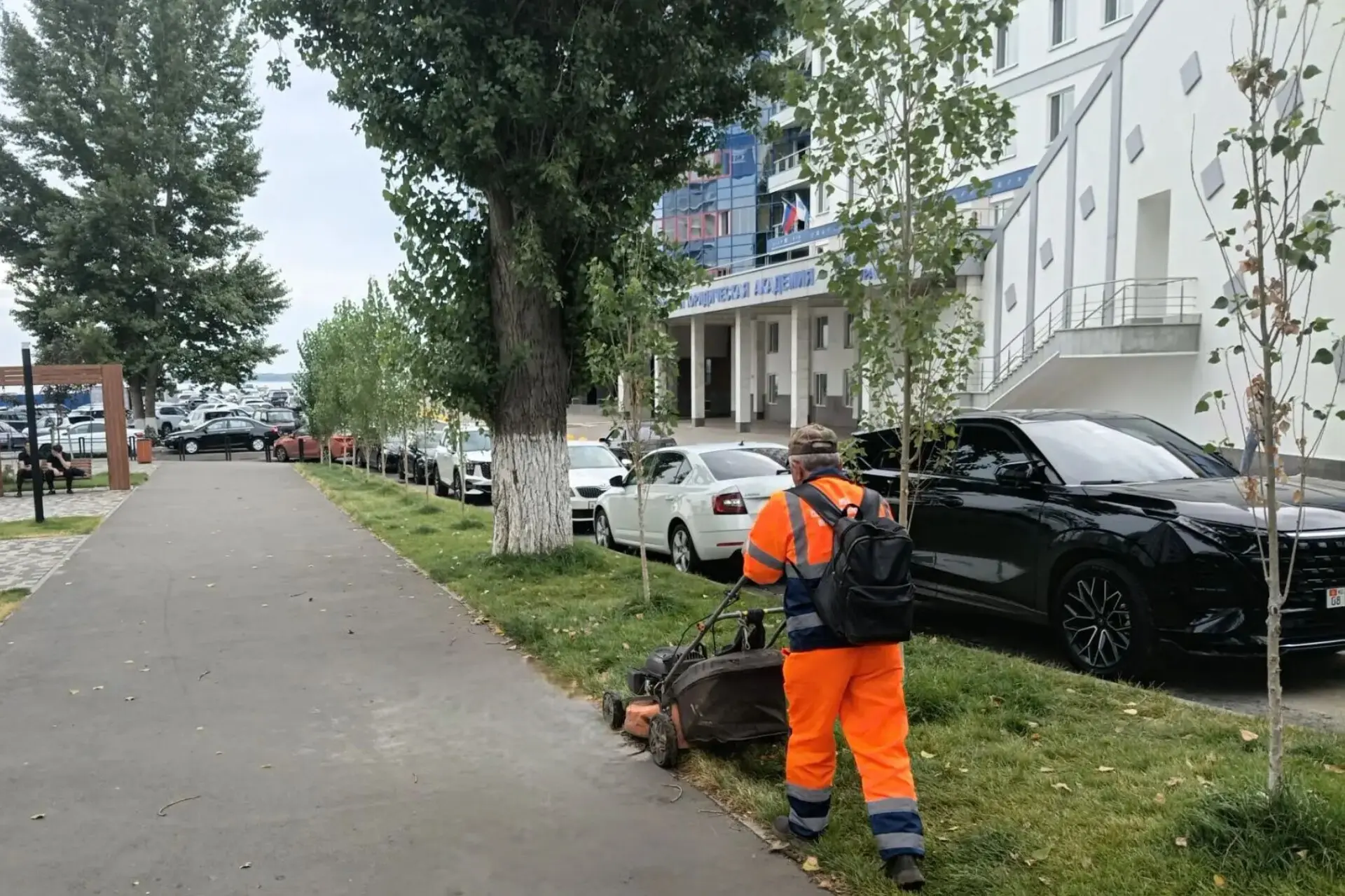 🧹Мероприятия по благоустройству в Октябрьском районе