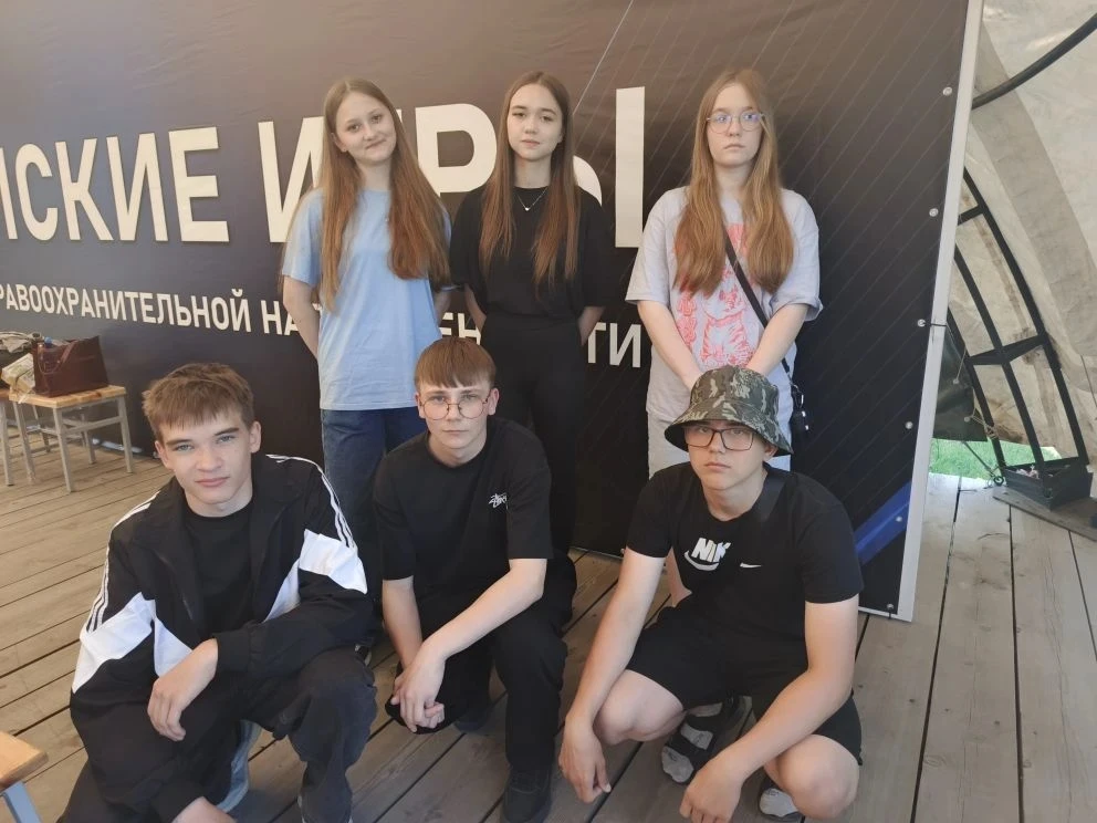 ☀Лето для наших десятиклассников из правоохранительного класса началось с настоящего приключения! 📆