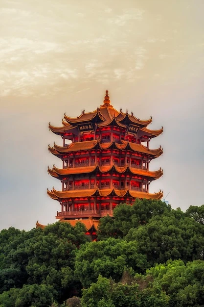 🇨🇳Китай продлил безвизовый въезд для Рссиян до 31 декабря 2027 года.