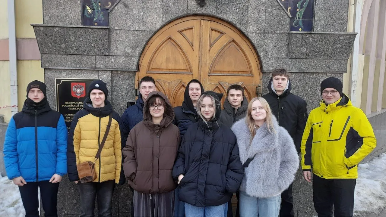 2 марта, в рамках проекта "Билет в будущее", обучающиеся 10-11 классов с классными руководителями Ле